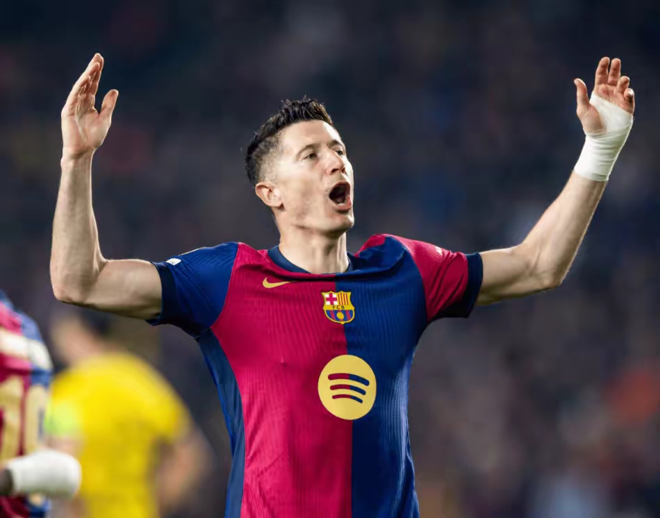 华体会登录-多特蒙德绝杀莱比锡，莱万补时绝平欧冠的简单介绍  第2张