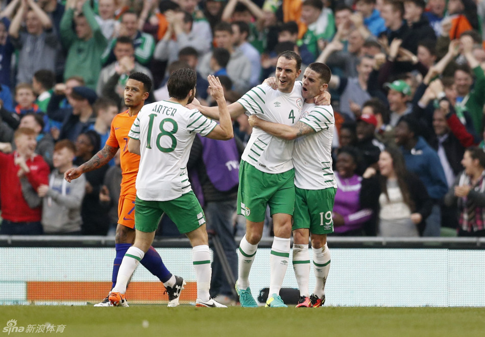 华体会-爱尔兰客场逆转丹麦,晋级希望升温 第1张 华体会-爱尔兰客场逆转丹麦,晋级希望升温 第1张